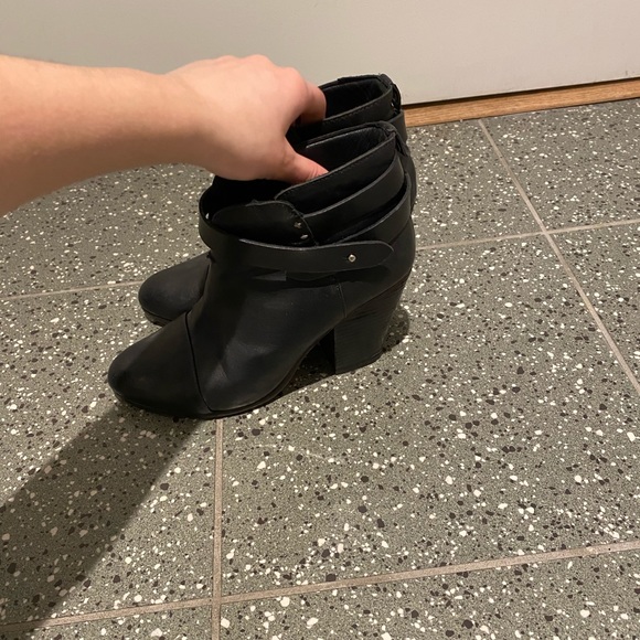 Rag and Bone black leather boots - Picture 3 of 4